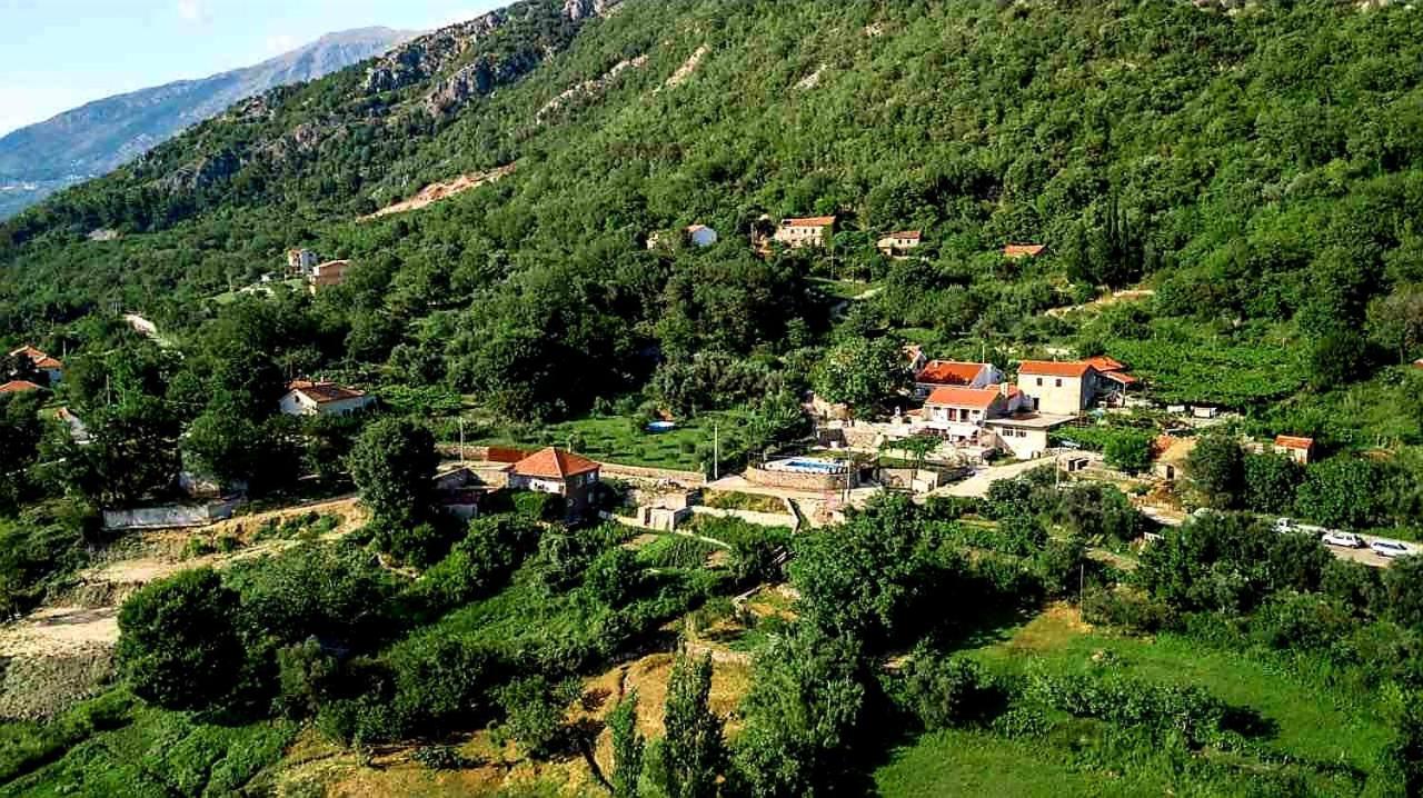 Vila Nikola Bratešići 外观 照片